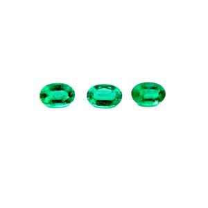 Emerald - Oval - 6 x 4 mm