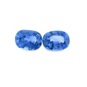 Blue Sapphire - Cushion (Pair) - 8.4 X 6.3 mm - 4.04 ct
